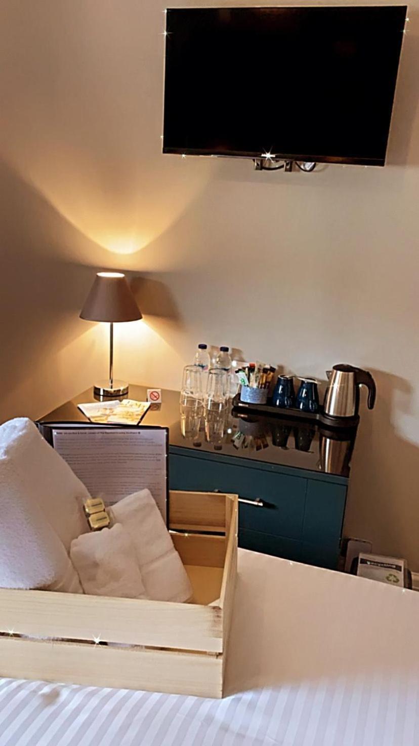 3 -Min Walk To Southport Pier & Beach Fast Wi-Fi & Perfect Getaway Exterior photo