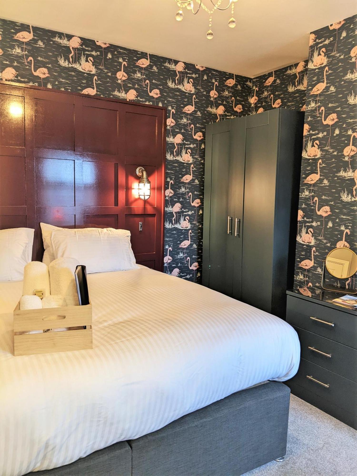 3 -Min Walk To Southport Pier & Beach Fast Wi-Fi & Perfect Getaway Exterior photo