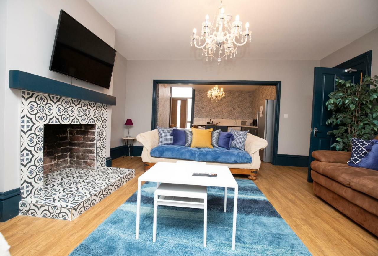 3 -Min Walk To Southport Pier & Beach Fast Wi-Fi & Perfect Getaway Exterior photo
